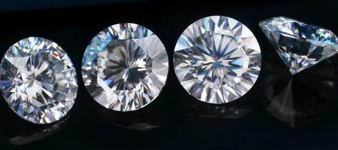莫桑石和钻石有什么区别 莫桑石怎么保养