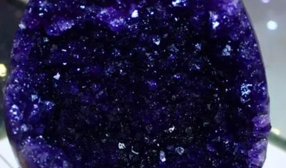 紫水晶的寓意和象征 紫水晶的禁忌